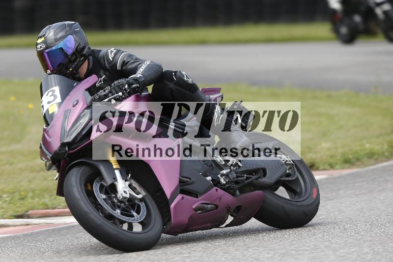 Archiv-2025/24 08.06.2025 TZ Motorsport ADR/Gruppe gruen/63